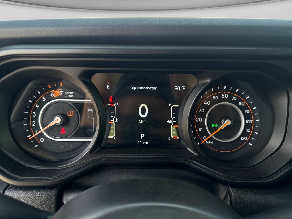 2025 Jeep Wrangler 4-Door Rubicon - Photo 26