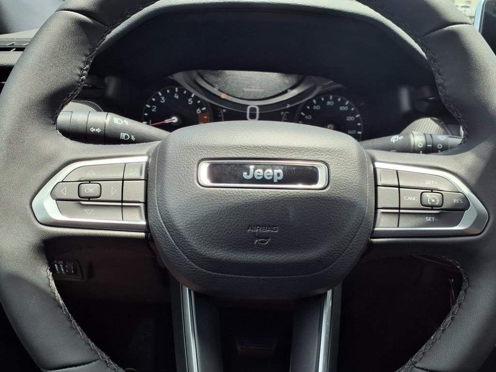 2025 Jeep Compass Latitude - Photo 18