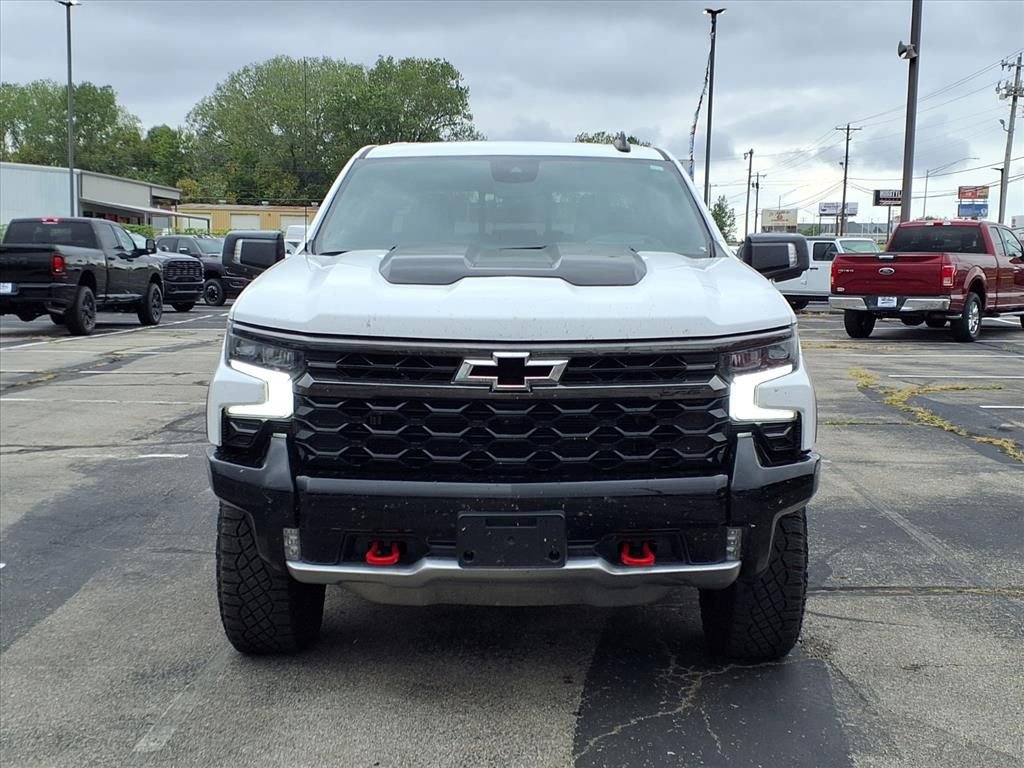 2024 Chevrolet Silverado 1500 ZR2 photo 2