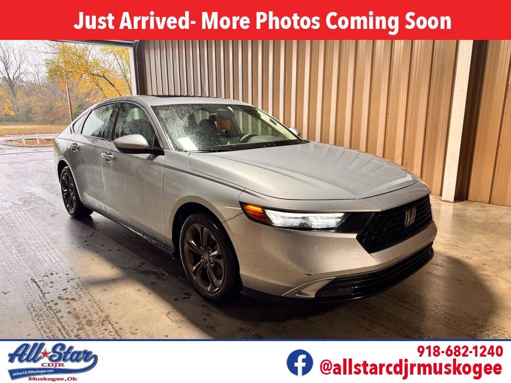 2024 Honda Accord EX's photo