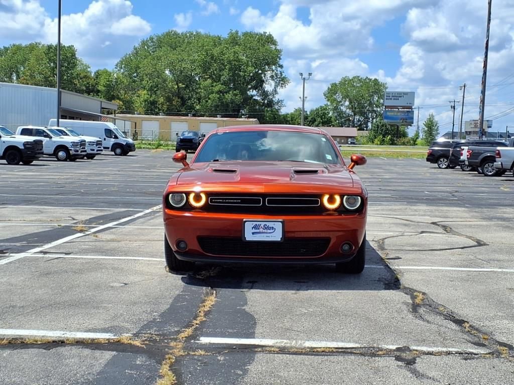 2021 Dodge Challenger SXT photo 2