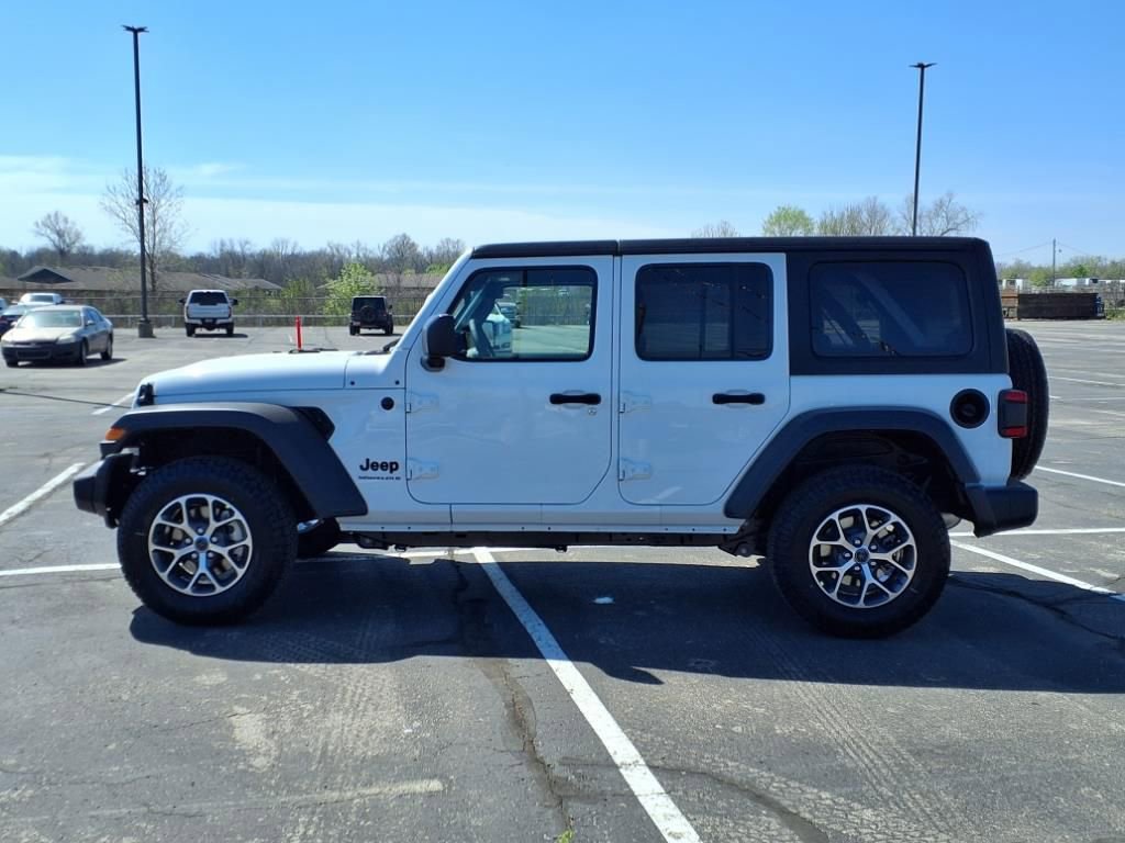 2025 Jeep Wrangler Sport S photo 4
