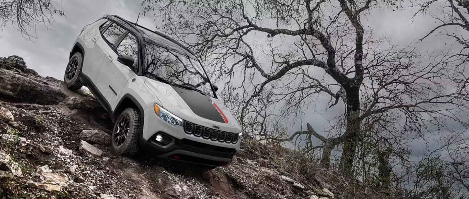 2026%20Jeep%20Compass%20vs.%20Toyota%20RAV4%20in%20Muskogee%2C%20OK.jpg