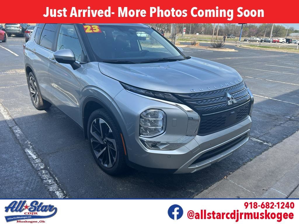 Used 2023 Mitsubishi Outlander SE SE S-AWC