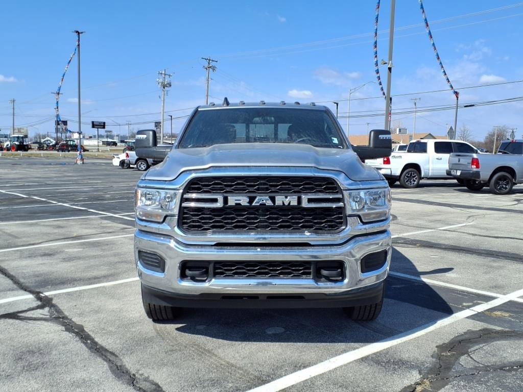 2024 Ram 2500 Tradesman photo 2