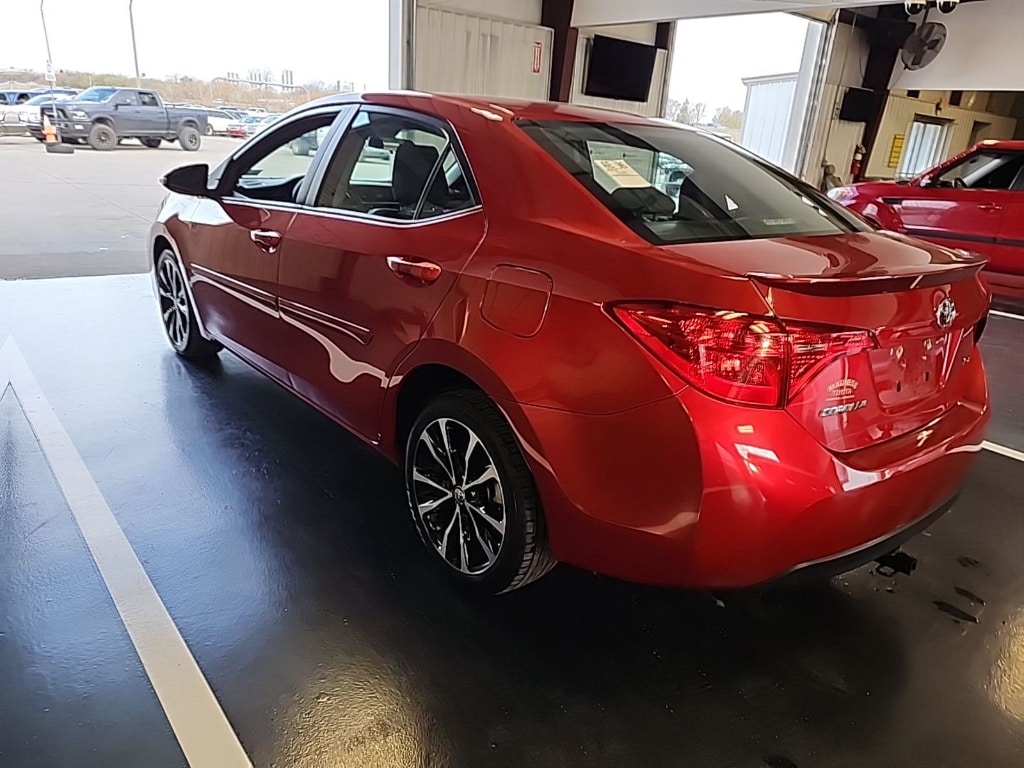 Used 2017 Toyota Corolla SE Sedan