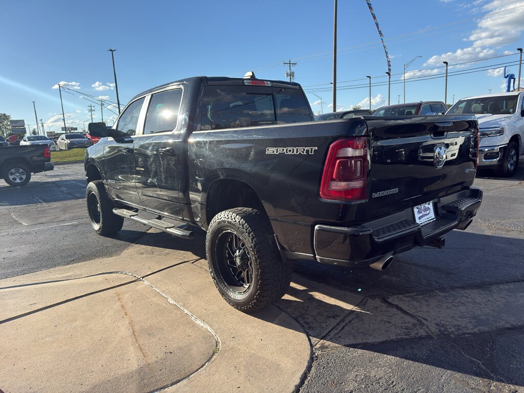 2023 Ram 1500 Laramie photo 3
