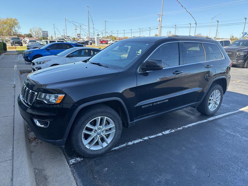 Used 2017 Jeep Grand Cherokee Laredo Laredo 4x4