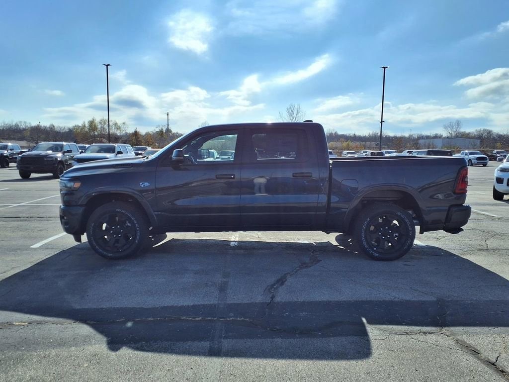 New 2026 Ram 1500 BIG HORN CREW CAB 4X4 5'7 BOX Pickup
