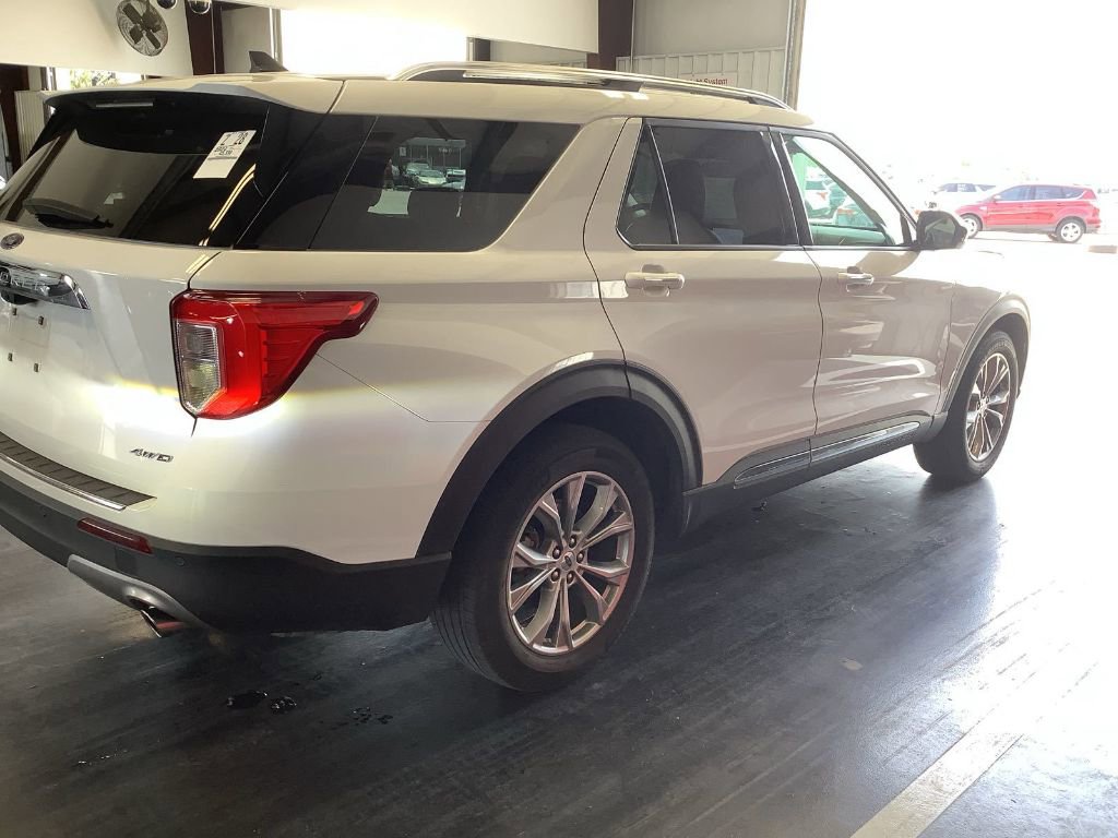 2024 Ford Explorer Limited photo 3