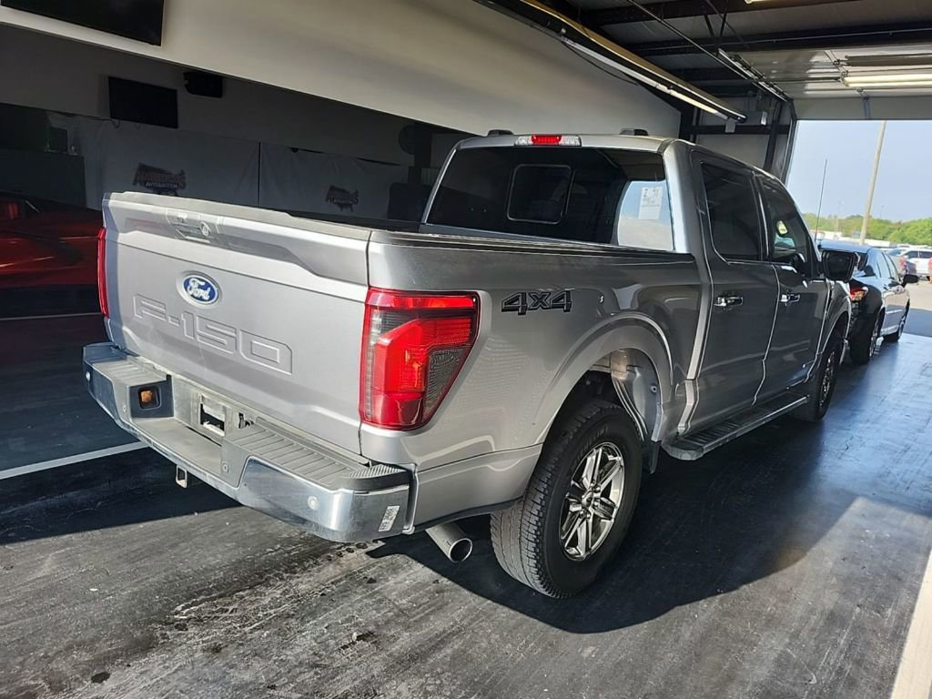 2024 Ford F-150 XLT photo 2