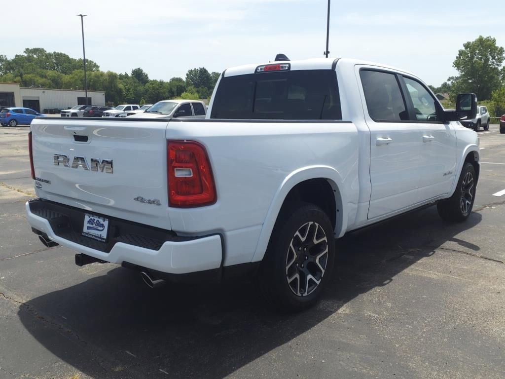 2025 Ram 1500 Laramie photo 2
