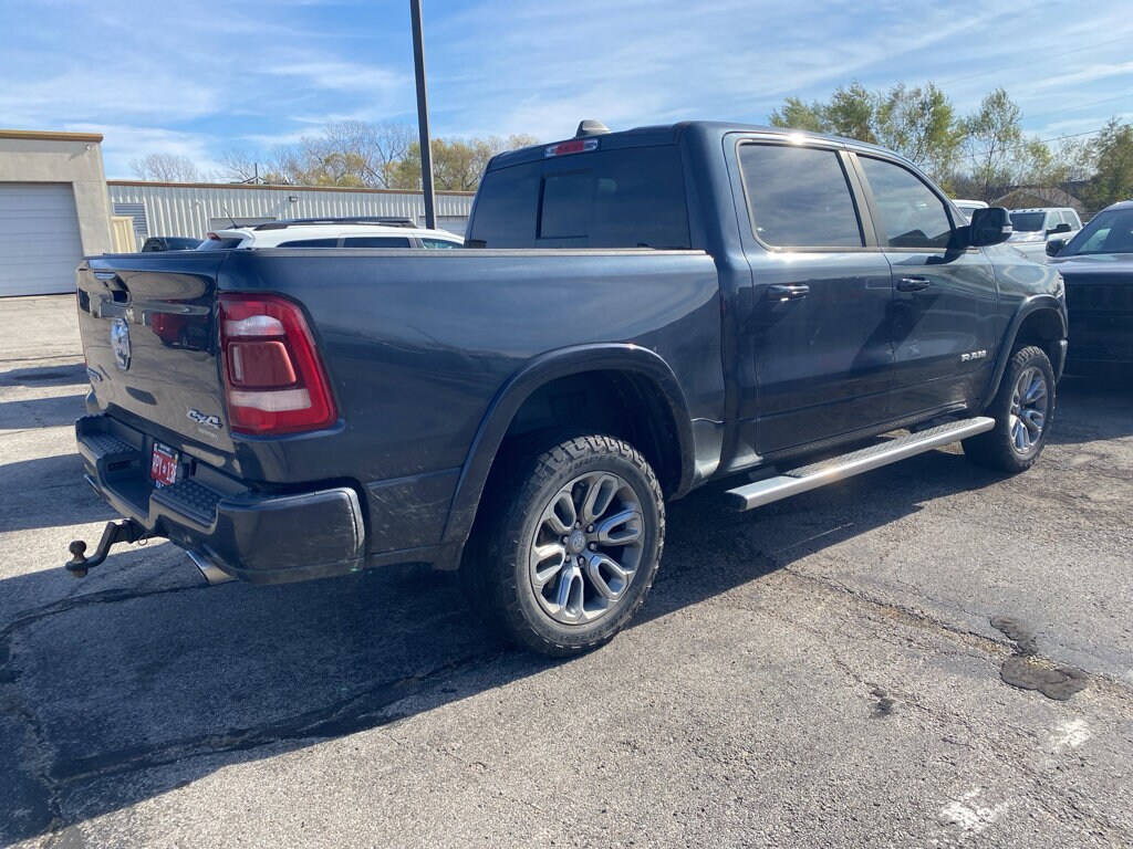 2020 Ram 1500 Laramie photo 3