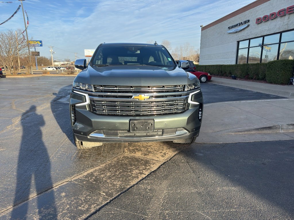 Used 2023 Chevrolet Suburban Premier 4WD Premier