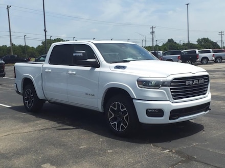 2025 Ram 1500 LARAMIE CREW CAB 4X4 5'7 BOX Pickup