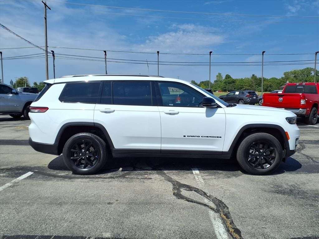 2024 Jeep Grand Cherokee L Altitude - Photo 8