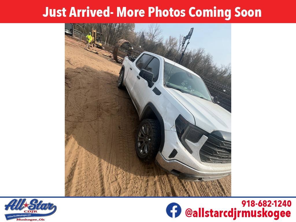 2022 GMC Sierra 1500 Pro's photo