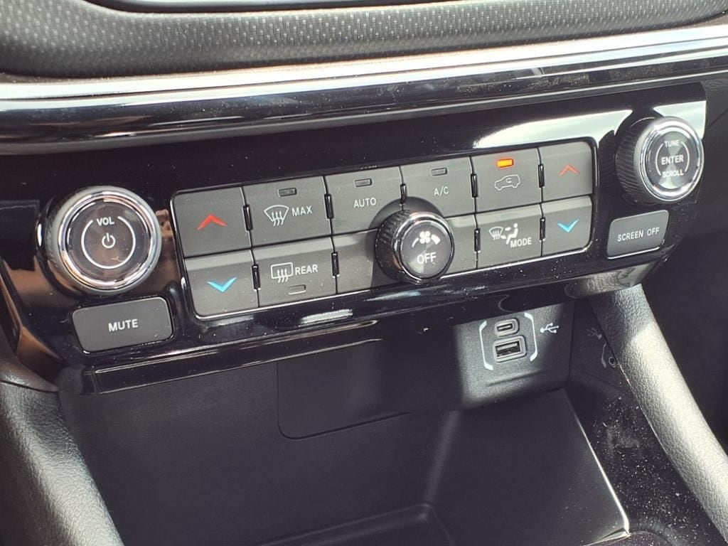 2025 Jeep Compass Latitude - Photo 13