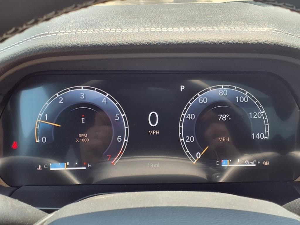 2025 Jeep Grand Cherokee Altitude photo 5