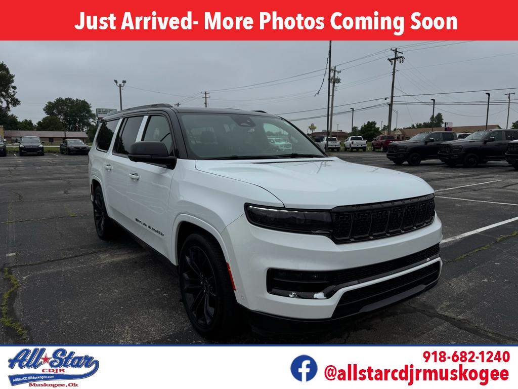 2024 Jeep Grand Wagoneer L Series II Obsidian 4WD's photo