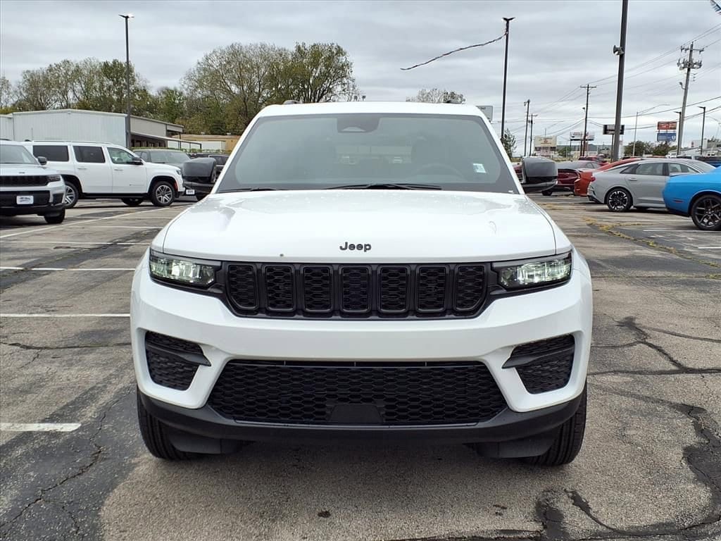 New 2025 Jeep Grand Cherokee ALTITUDE X 4X2 Sport Utility