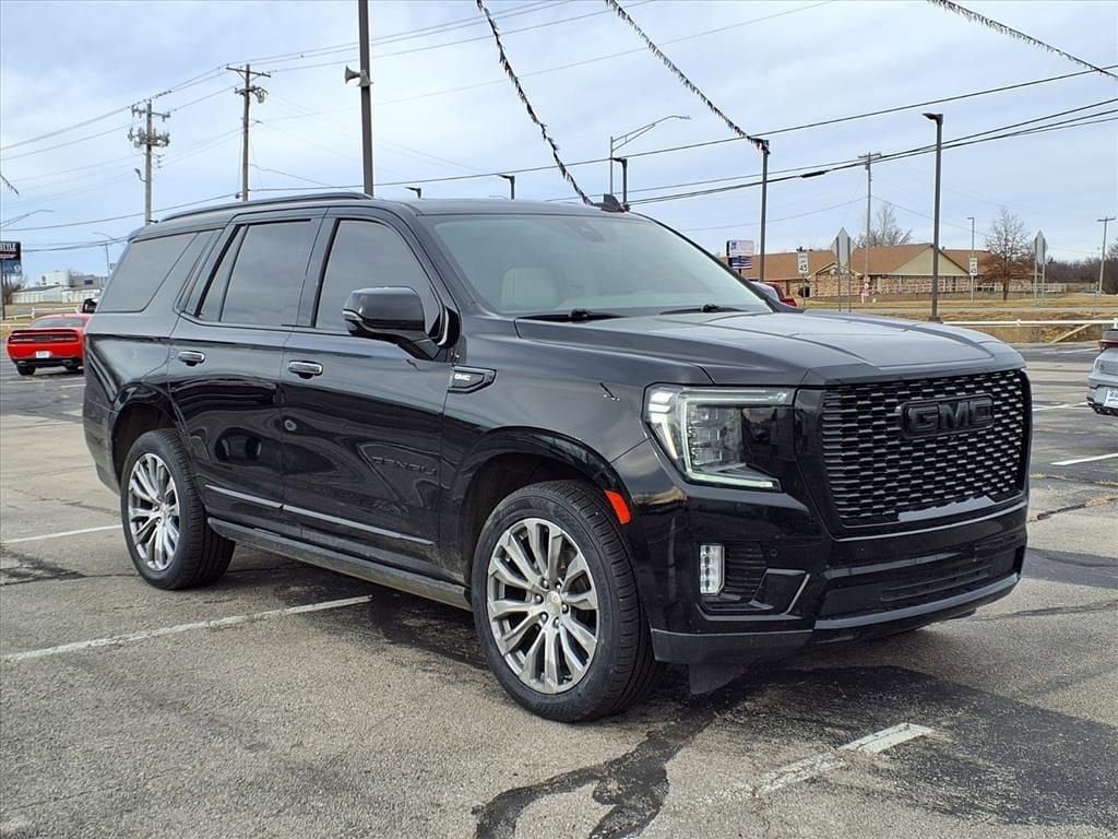 2022 GMC Yukon Denali's photo