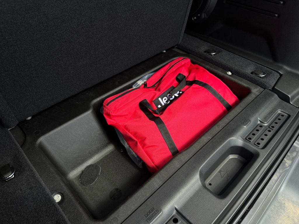 2025 Jeep Wrangler 4-Door Rubicon - Photo 24