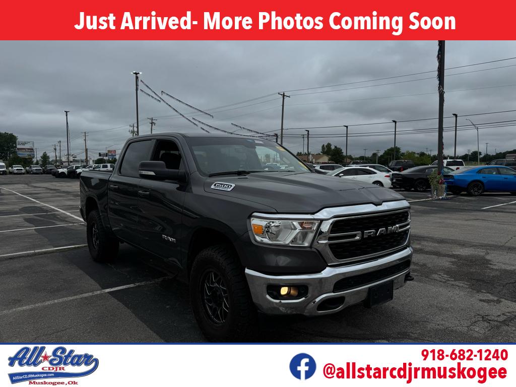 2022 RAM 1500 Big Horn/Lone Star 4x4 Crew Cab 5'7's photo