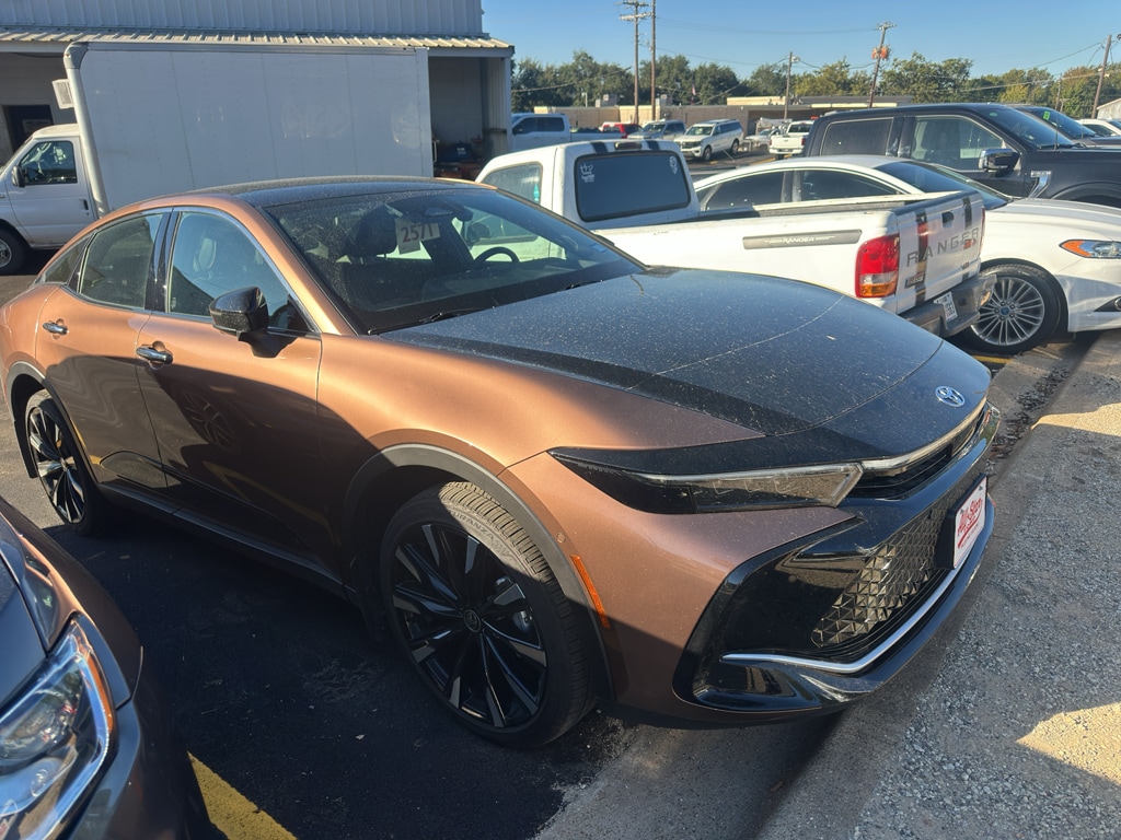 Used 2025 Toyota Crown Platinum Sedan