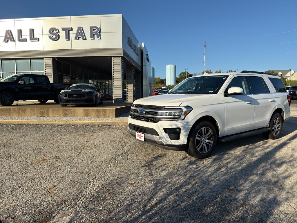 Used 2024 Ford Expedition XLT Sport Utility