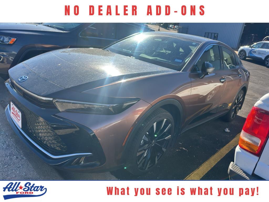 Used 2025 Toyota Crown Platinum Sedan