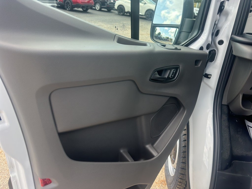 2025 Ford Transit Van Base - Photo 28