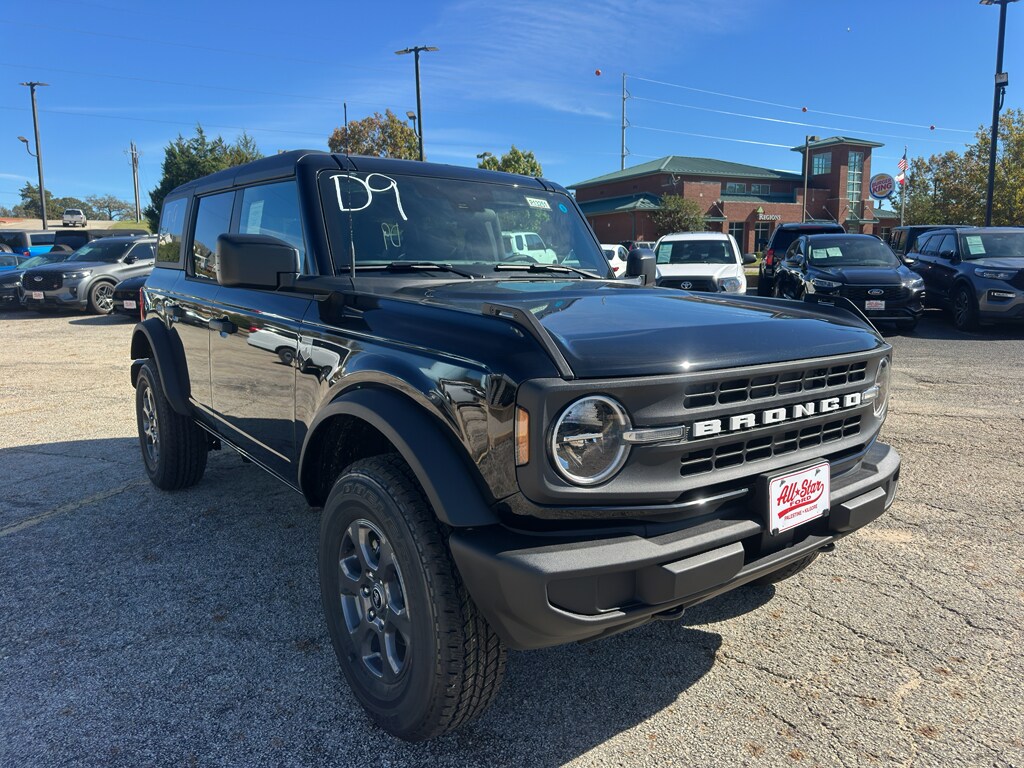 2025 Ford Bronco Big Bend photo 2