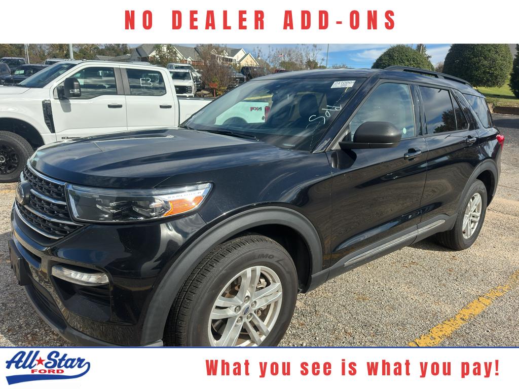 2023 Ford Explorer XLT's photo