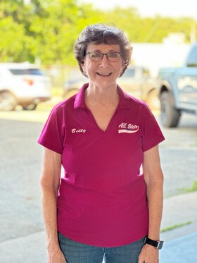 Staff member Betty Wortham from ID_44627072e848