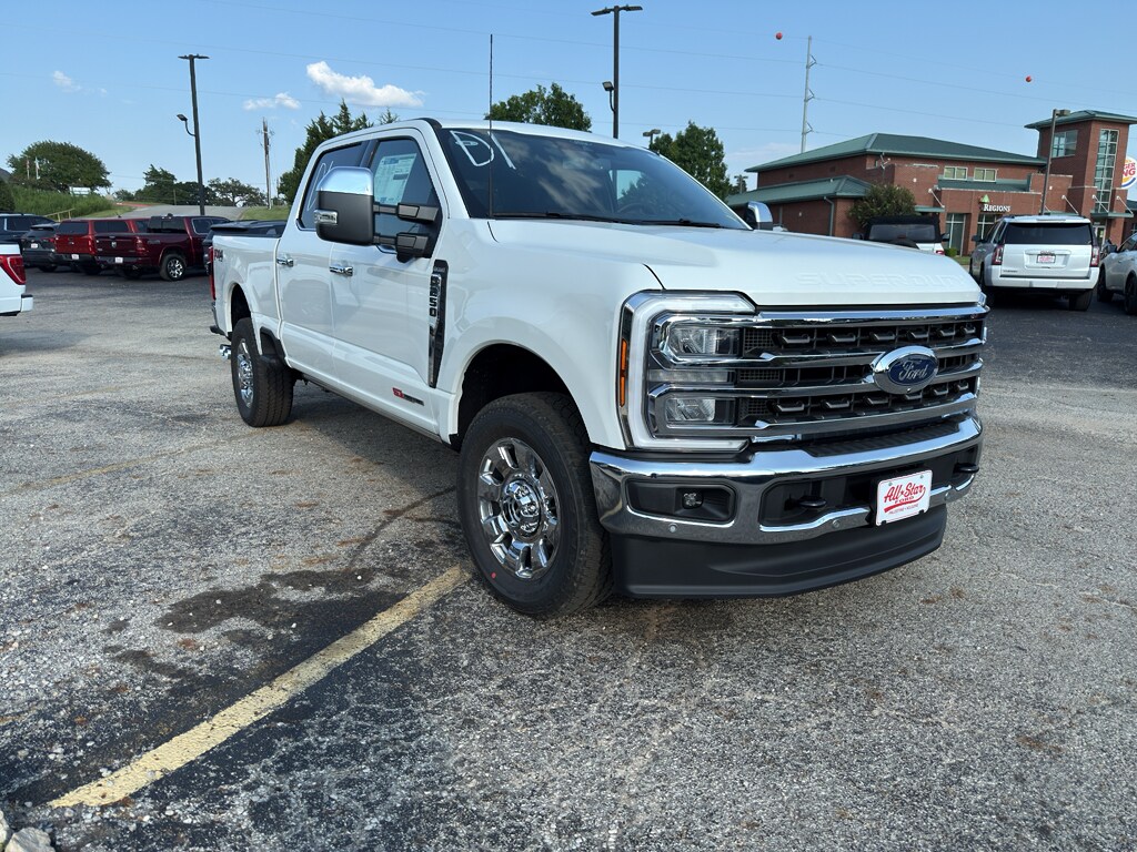 2026 Ford F-250 King Ranch photo 2