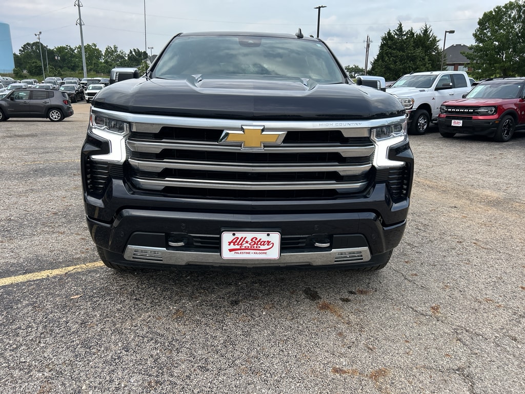 Used 2024 Chevrolet Silverado 1500 High Country with VIN 3GCUDJEL9RG404924 for sale in Palestine, TX