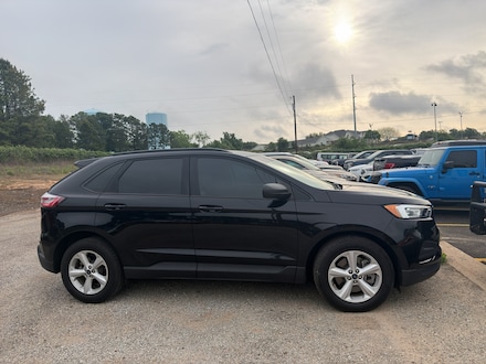 2021 Ford Edge SE Sport Utility