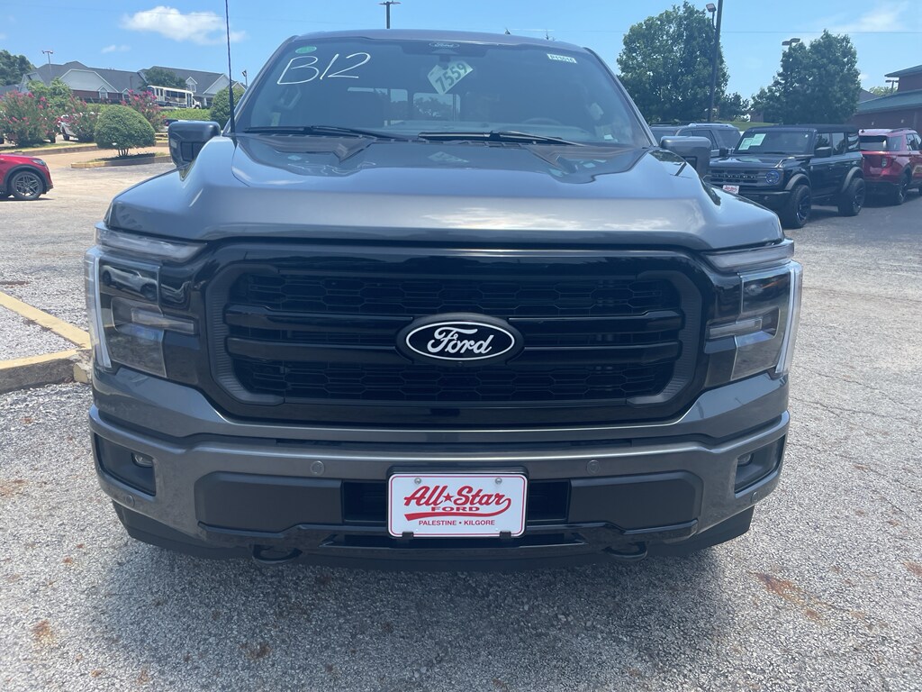 2025 Ford F-150 Lariat photo 3