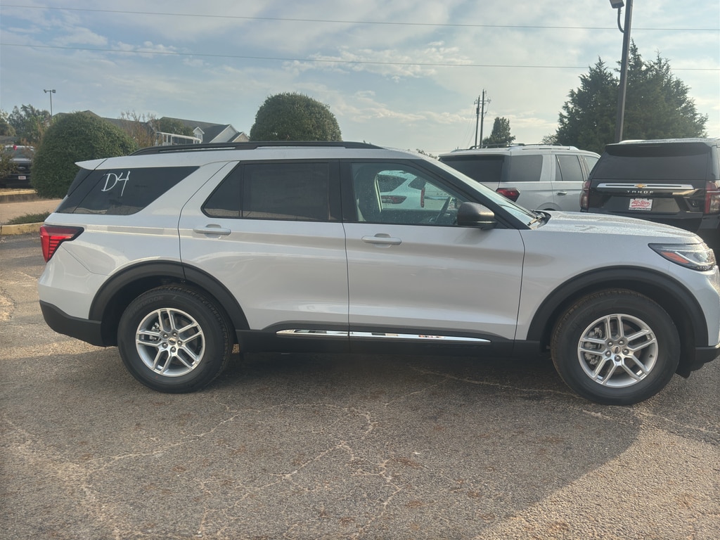 New 2025 Ford Explorer Active Sport Utility