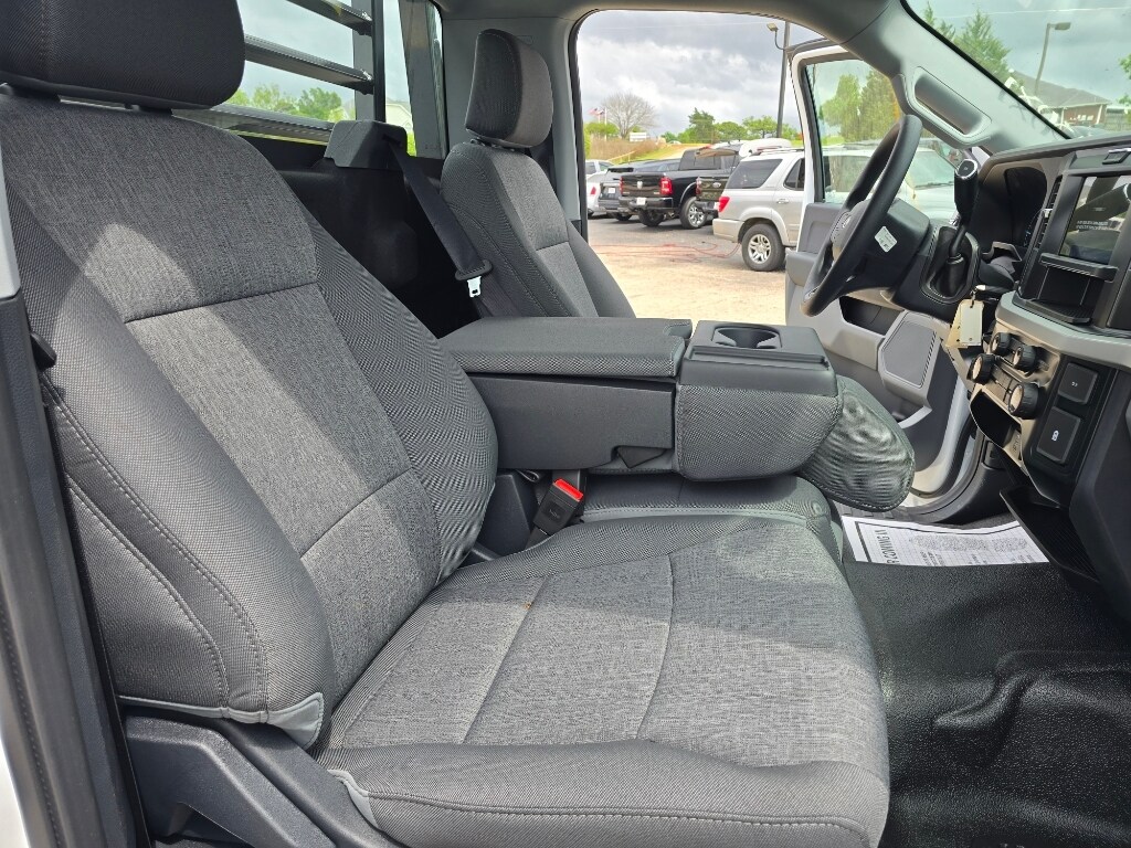 2026 Ford F-450 Super Duty Chassis Cab XL - Photo 13
