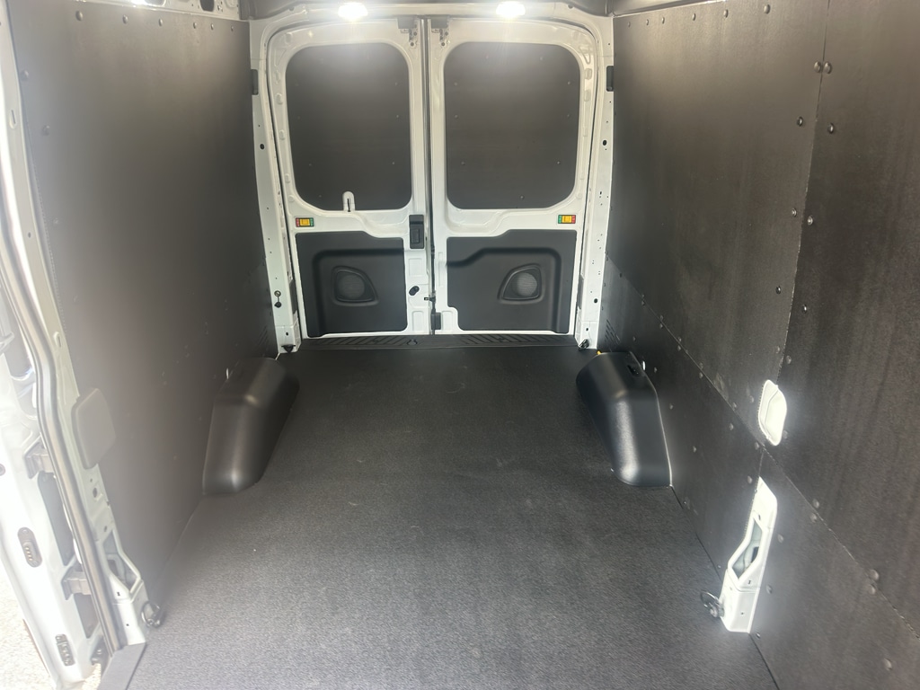 2025 Ford Transit Van Base - Photo 18