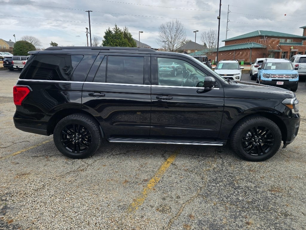 Used 2022 Ford Expedition XLT Sport Utility