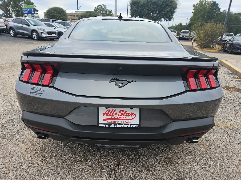 2026 Ford Mustang EcoBoost photo 4