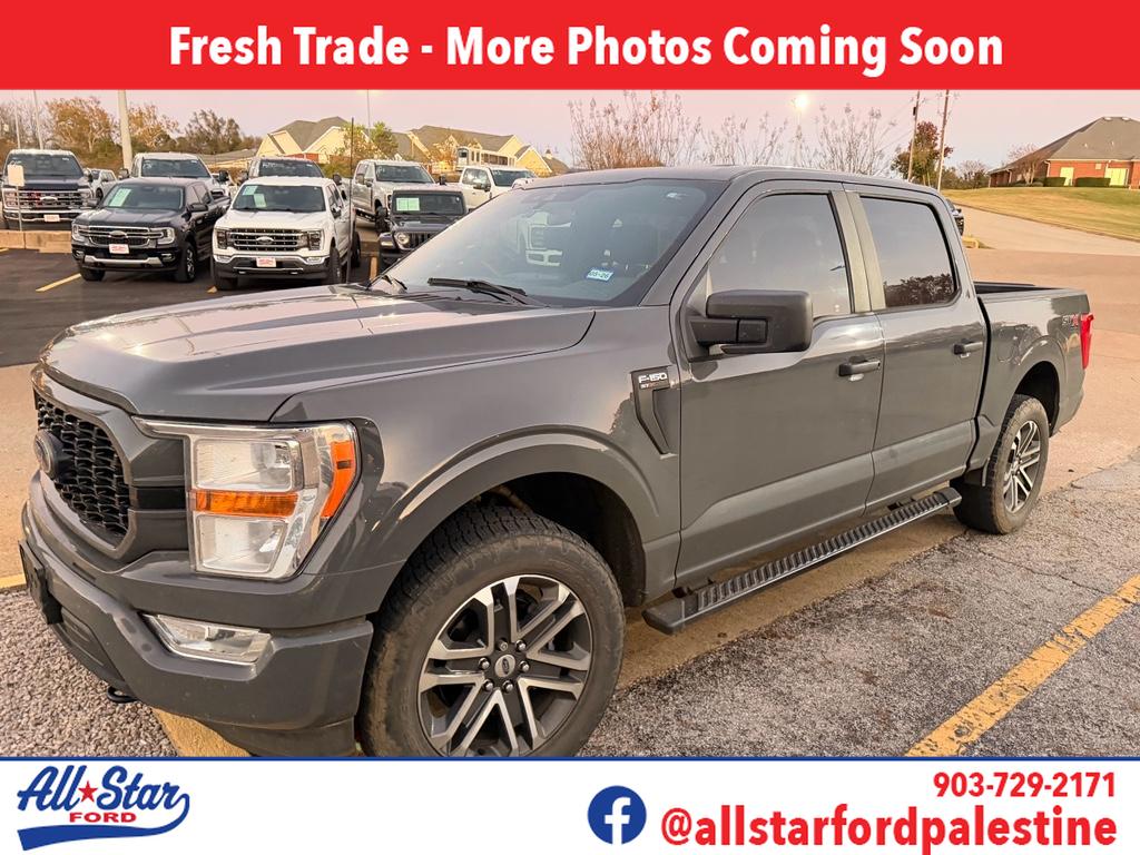 2021 Ford F-150 XL's photo