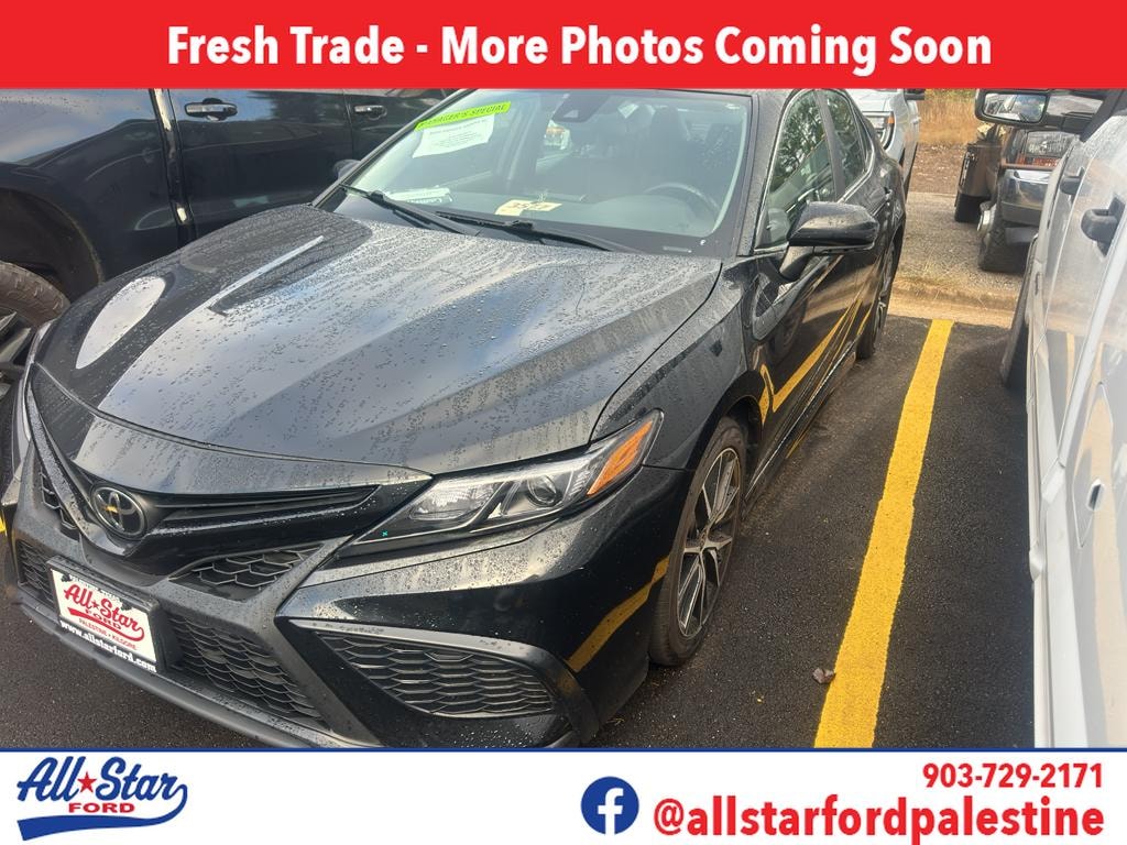 Used 2024 Toyota Camry SE Sedan