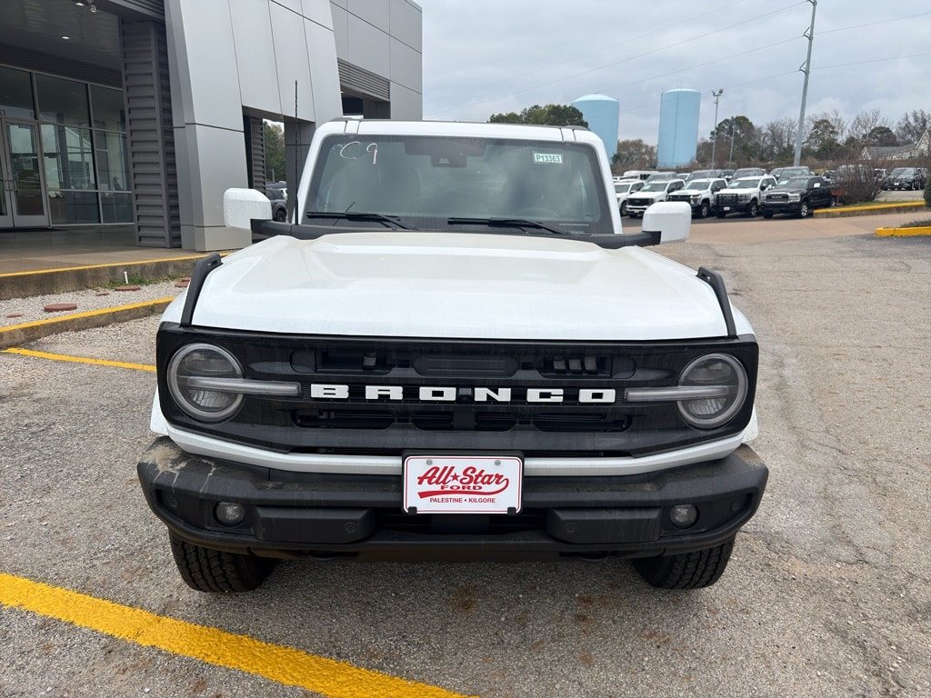 New 2026 Ford Bronco Outer Banks SUV