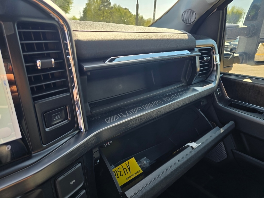 2026 Ford F-250 Super Duty Lariat - Photo 37