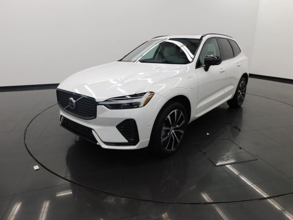 Certified 2023 Volvo XC60 Recharge Plug-In Hybrid Ultimate Dark SUV