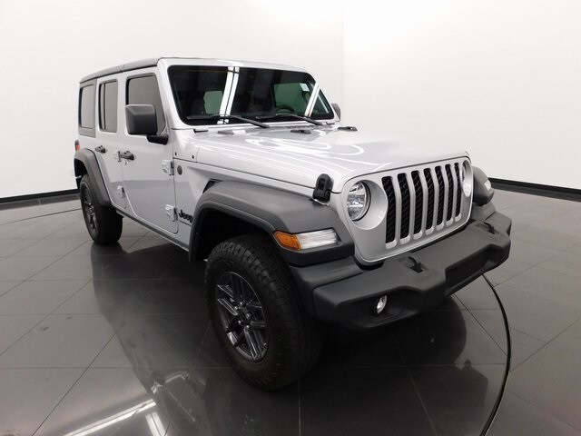 2024 Jeep Wrangler Sport S photo 2